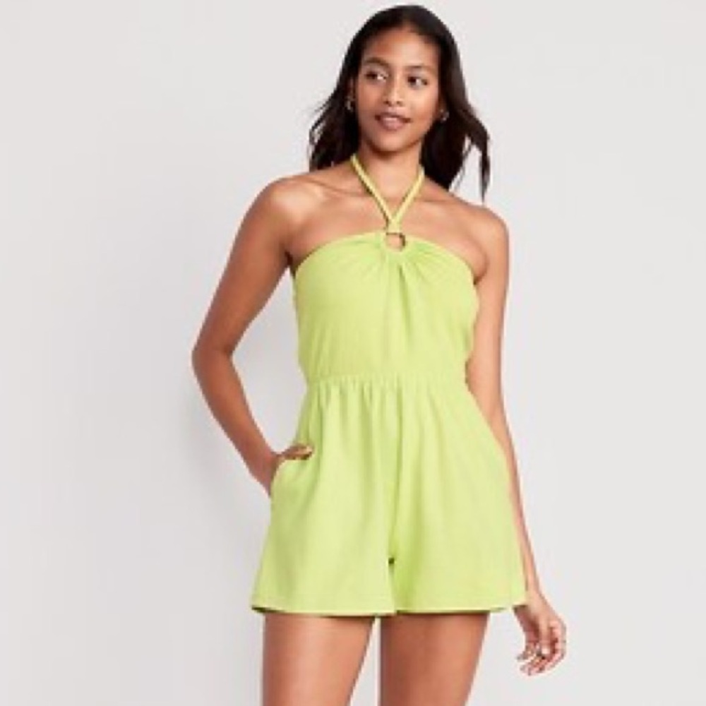 NWT Old Navy Textured O-Ring Halter Romper